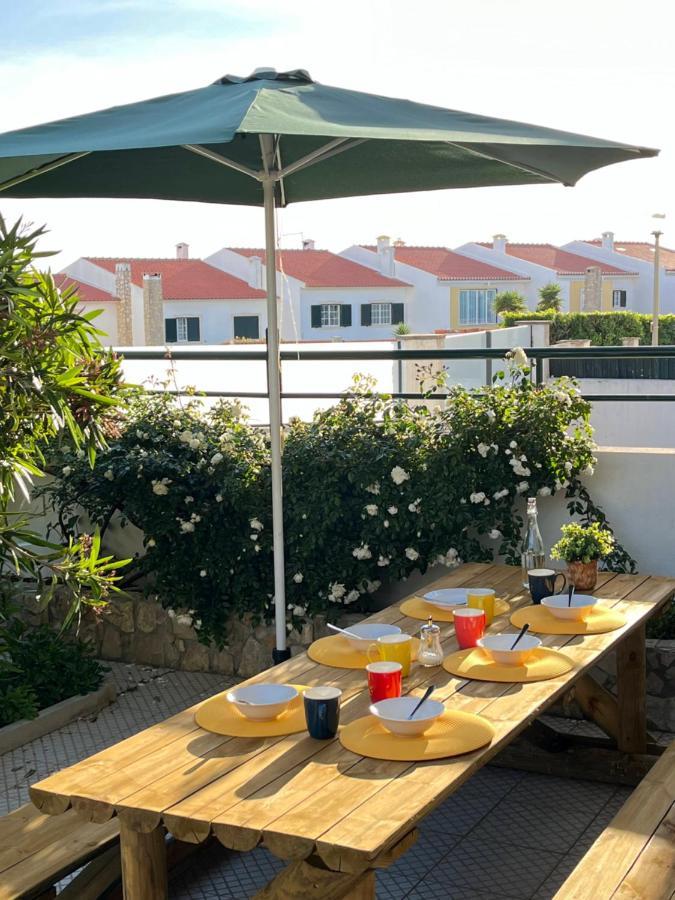 Yellow House Ericeira Exterior photo